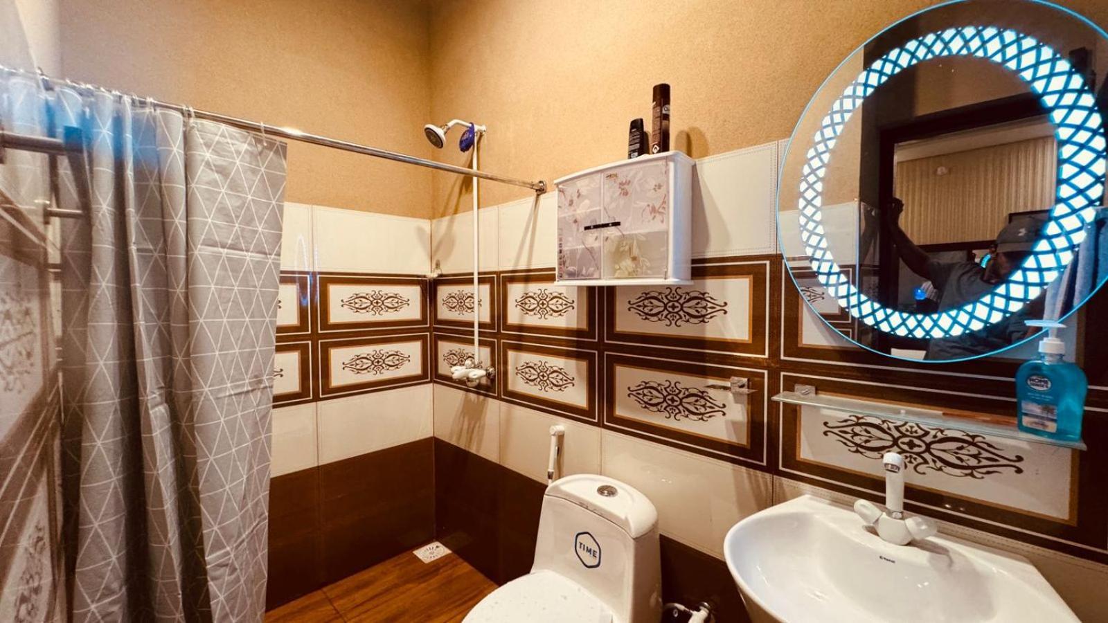 Comfy Cottage Faisalabad Esterno foto